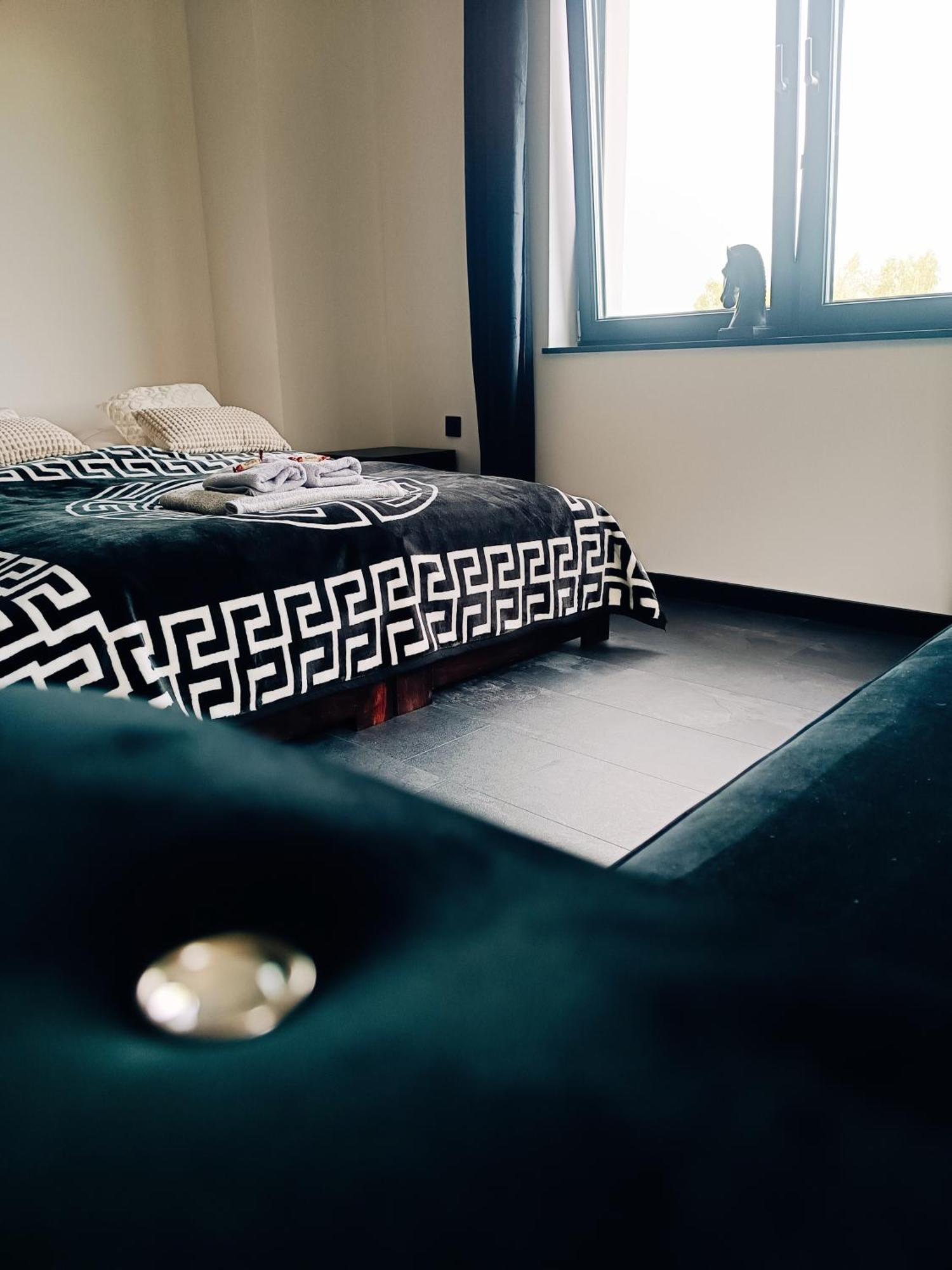 Modern Rancho - Apartamenty Nad Rzeka, Przy Stadninie Koni Kruszyna  Eksteriør billede